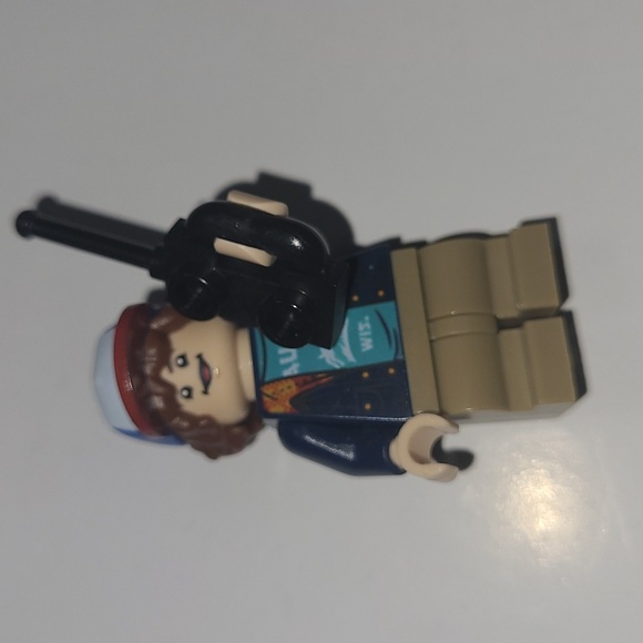 LEGO DUSTIN HENDERSON MINIFIGURE STRANGER THINGS #75810 THE UPSIDE DOWN - Picture 1 of 1